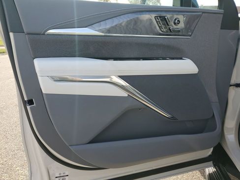 New 2026 Cadillac Escalade IQL Sport 1 w/ LPO, Floor Liner Package image 22