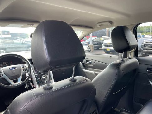 Used 2013 Ford Edge Limited FWD image 10