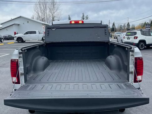 Used 2017 RAM 1500 Sport AWD/4WD image 38