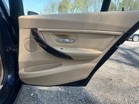 Used 2015 BMW 328i xDrive Sedan AWD/4WD image 16