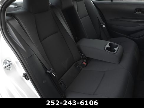 Used 2026 Toyota Corolla LE image 31