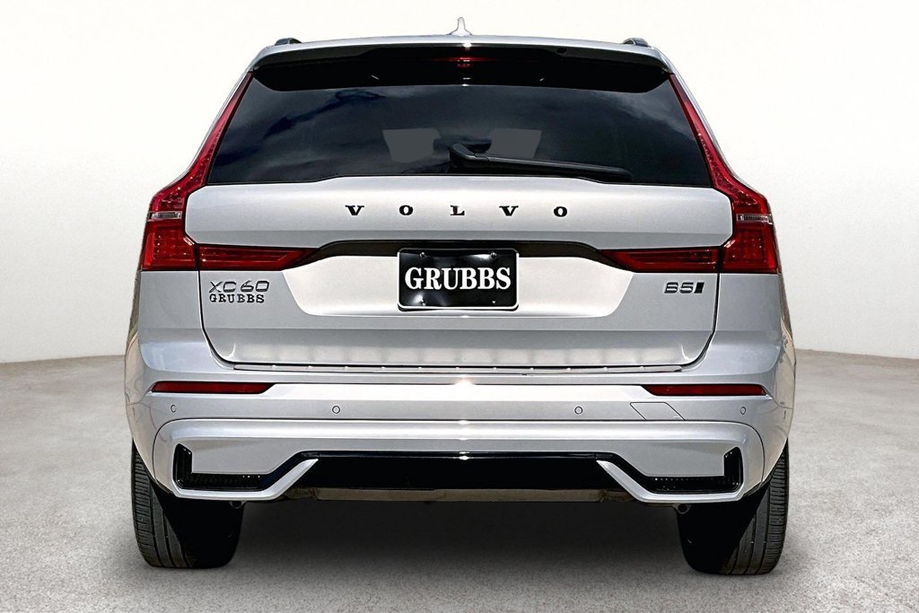 Used 2023 Volvo XC60 B5 Ultimate w/ Climate Package AWD/4WD image 5
