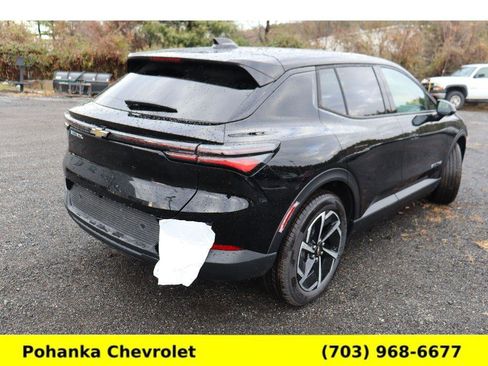 New 2026 Chevrolet Equinox EV LT image 7