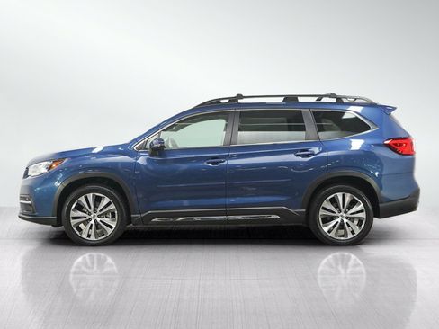 Used 2022 Subaru Ascent Limited w/ Technology Package AWD/4WD image 2
