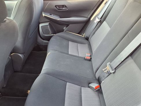 Used 2024 Nissan Sentra SV image 11