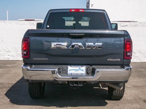 Used 2025 RAM 2500 Big Horn AWD/4WD image 8