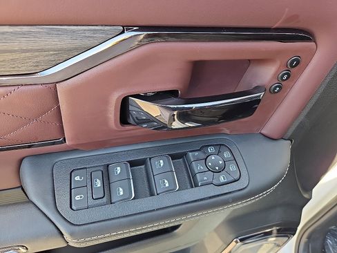 New 2026 RAM 3500 Limited image 13