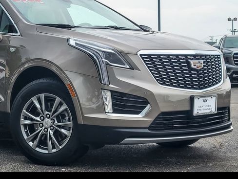 Certified 2023 Cadillac XT5 Premium Luxury AWD/4WD image 3
