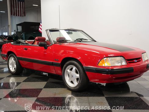 Used 1991 Ford Mustang LX image 16