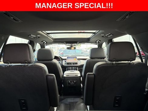 Used 2021 Chevrolet Tahoe Z71 w/ Z71 Signature Package AWD/4WD image 16