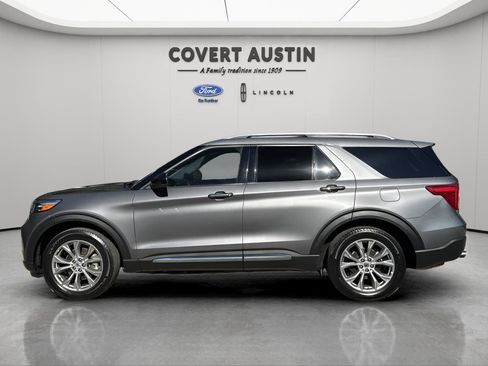 Used 2023 Ford Explorer Limited image 2