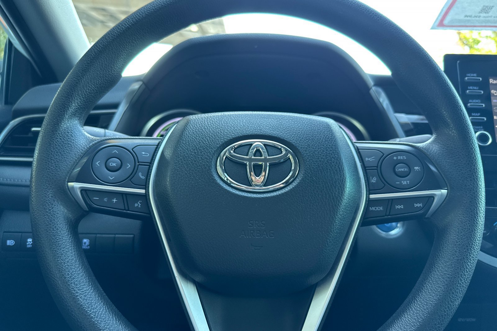 Certified 2022 Toyota Camry LE FWD image 27