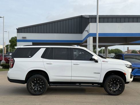 Certified 2022 Chevrolet Tahoe Z71 w/ Luxury Package image 3