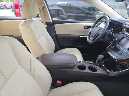 Used 2013 Toyota Avalon XLE Touring FWD image 11