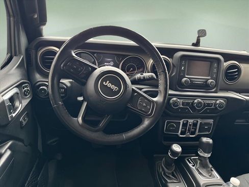 Used 2018 Jeep Wrangler Unlimited Sport S AWD/4WD image 13