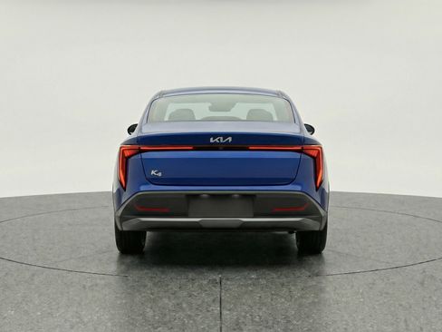 Used 2025 Kia K4 LXS image 7