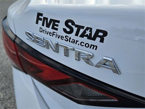Used 2025 Nissan Sentra S image 11