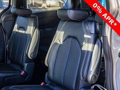New 2026 Chrysler Pacifica Select w/ S Appearance Package FWD image 44