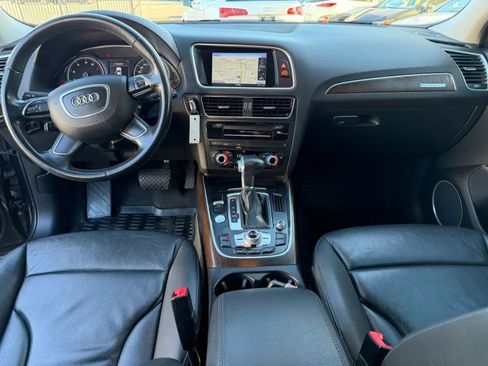 Used 2016 Audi Q5 2.0T Premium Plus w/ Technology Package AWD/4WD image 32