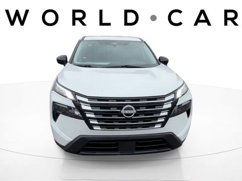 Certified 2025 Nissan Rogue S image 2