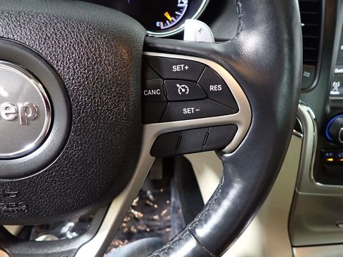Used 2014 Jeep Grand Cherokee Limited AWD/4WD image 30