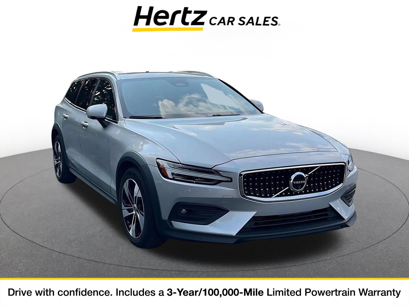 Used 2025 Volvo V60 B5 Cross Country Plus AWD/4WD image 1