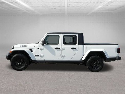Used 2021 Jeep Gladiator Sport AWD/4WD image 4