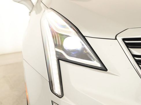 Used 2019 Cadillac XT5 Premium Luxury FWD image 40