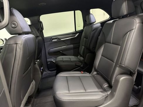 New 2026 GMC Acadia Elevation w/ Super Cruise Package FWD image 18
