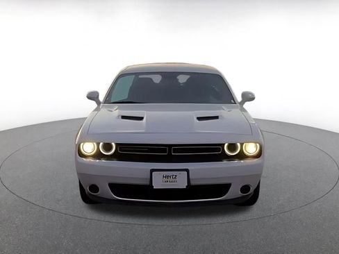 Used 2023 Dodge Challenger SXT image 4