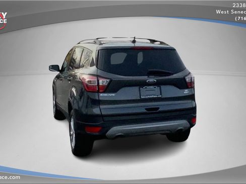 Used 2018 Ford Escape SE image 7