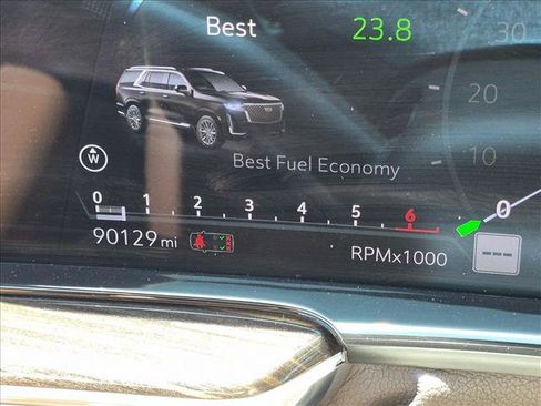 Used 2023 Cadillac Escalade Premium Luxury AWD/4WD image 12