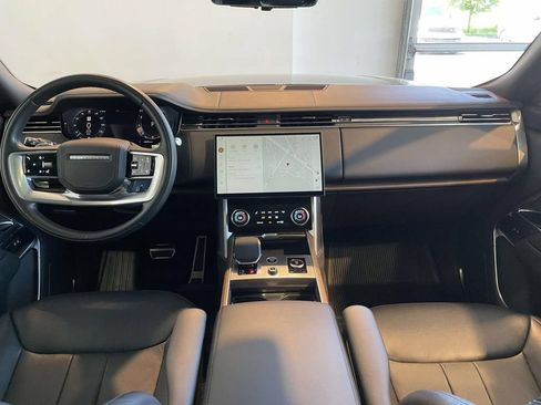 Certified 2023 Land Rover Range Rover Long Wheelbase Autobiography AWD/4WD image 18