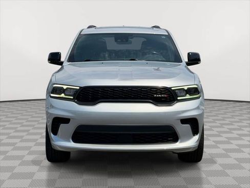 Used 2024 Dodge Durango GT AWD/4WD image 2