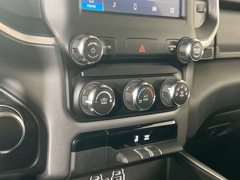 Used 2022 RAM 1500 Big Horn image 15