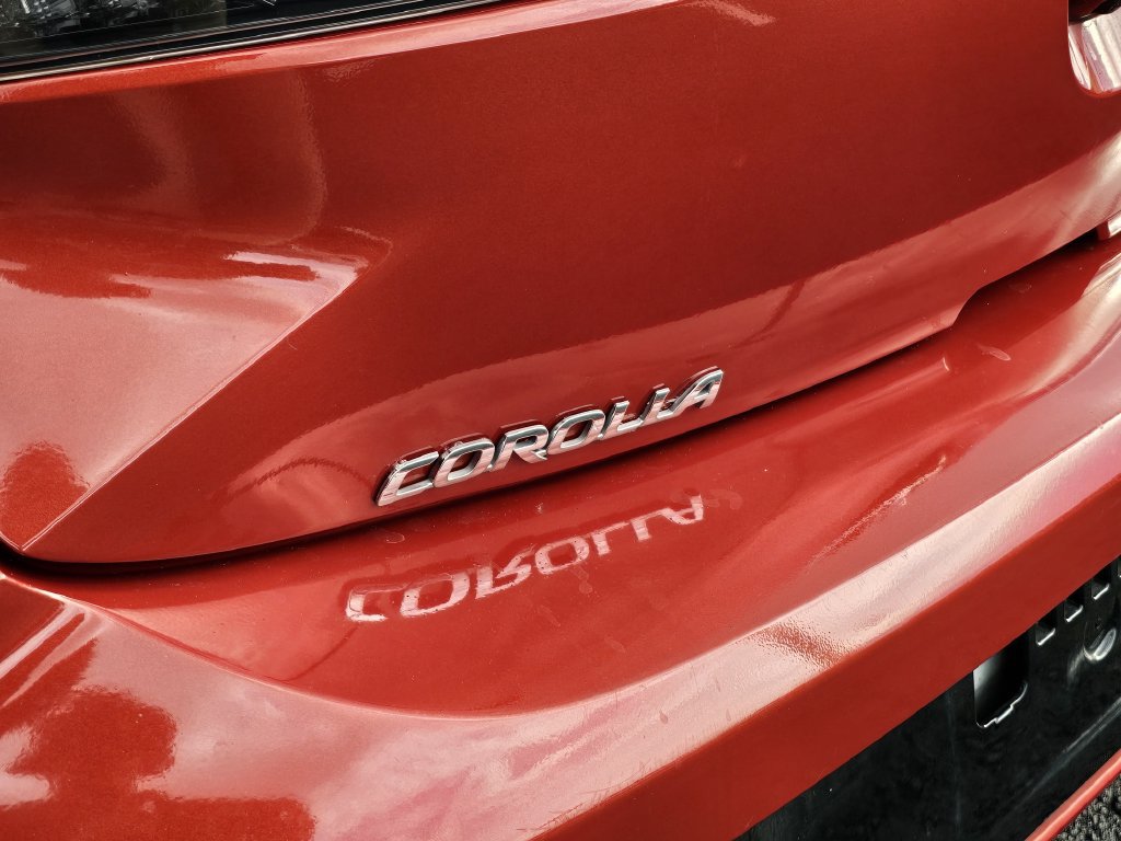 Used 2019 Toyota Corolla SE FWD image 8
