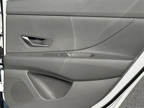 New 2026 Hyundai Elantra Blue image 16