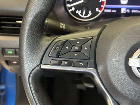 Used 2024 Nissan Sentra SV FWD image 23