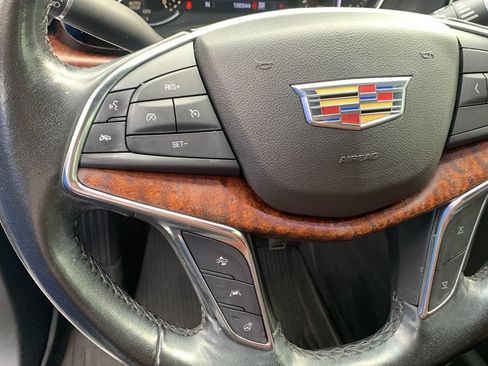 Used 2020 Cadillac XT5 Premium Luxury AWD/4WD image 22