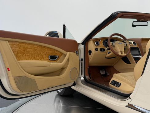 Used 2015 Bentley Continental GT AWD/4WD image 29