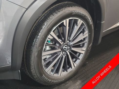 New 2026 Nissan Pathfinder Platinum image 7