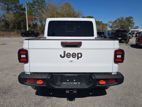 New 2026 Jeep Gladiator Mojave w/ Steel Bumper Group AWD/4WD image 5