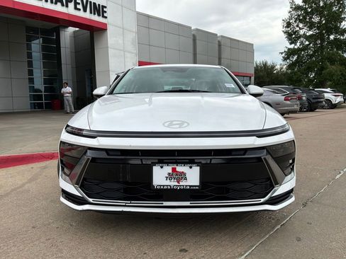 Used 2025 Hyundai Sonata SEL FWD image 3
