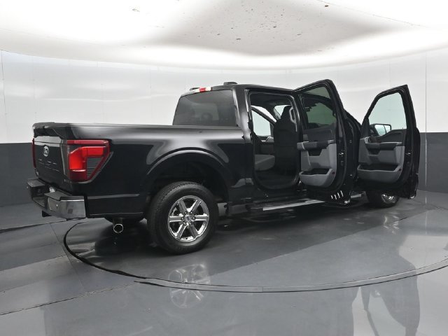 Used 2025 Ford F150 XLT w/ Equipment Group 301A Standard RWD image 53