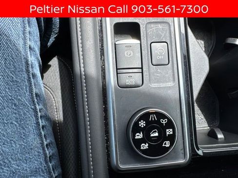 Certified 2025 Nissan Pathfinder SV w/ Cargo Package AWD/4WD image 16