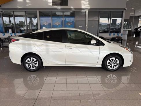 Used 2018 Toyota Prius Two w/ Prius Two Safety Plus Package image 2