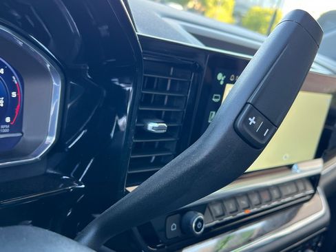 Used 2025 Chevrolet Silverado 2500 LTZ w/ LTZ Plus Package image 29