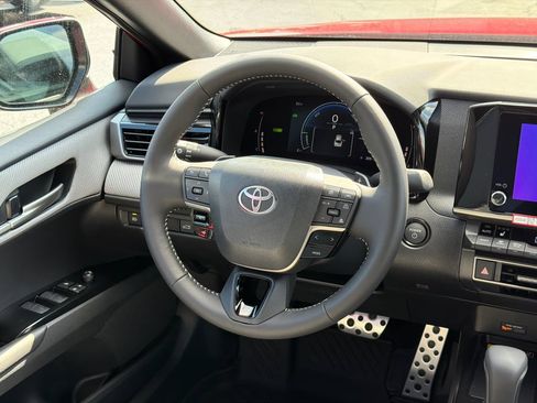 New 2026 Toyota Camry SE w/ Convenience Package FWD image 29