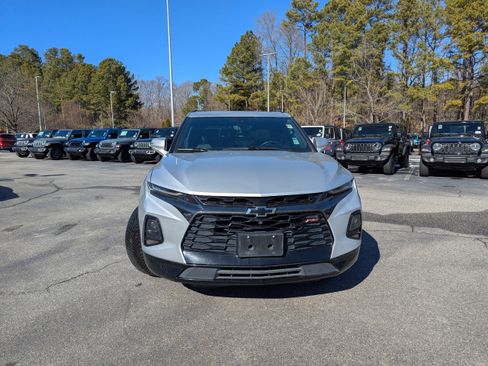Used 2019 Chevrolet Blazer RS image 2