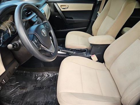 Used 2016 Toyota Corolla LE FWD image 21